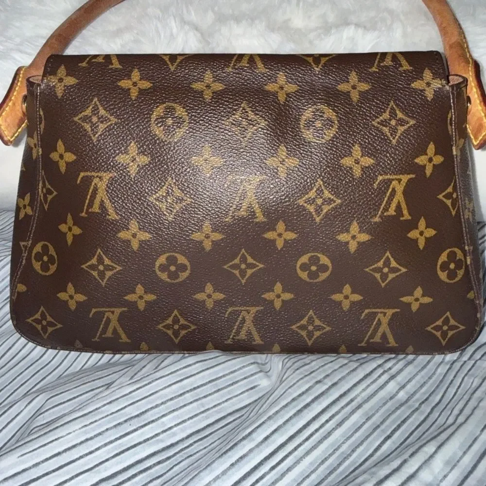 Louis Vuitton Looping Hobo Bag Brown Leather